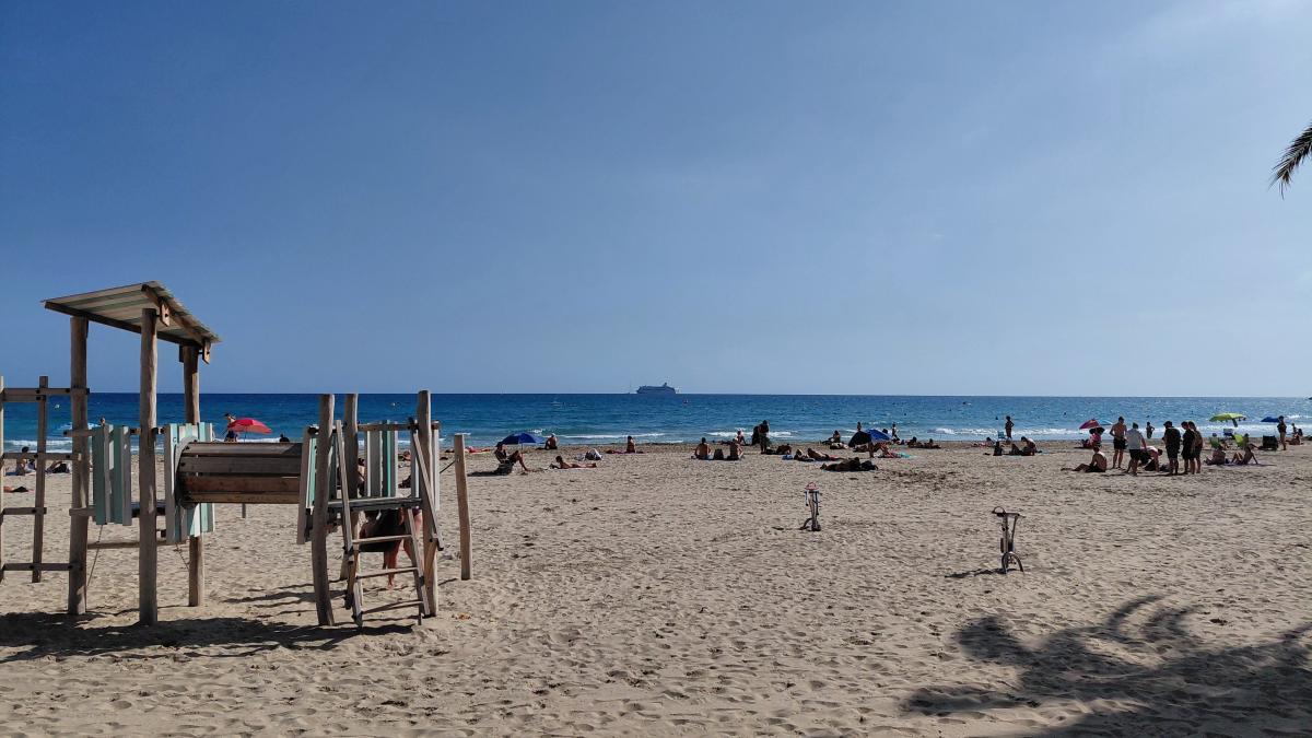 Пляж Альбуферета в Аликанте / фото Марина Григоренко
