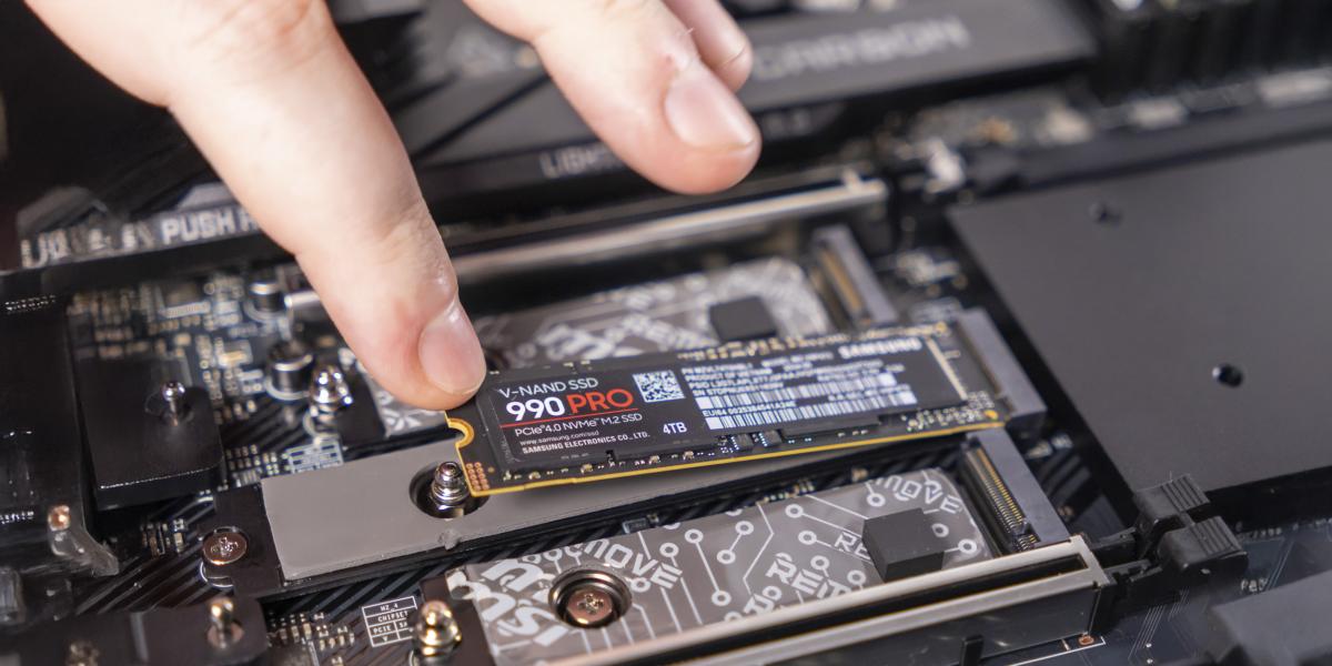 Глава Silicon Motion заявил, что мир ждёт дефицит памяти / Фото - скриншот Глава Silicon Motion заявил, что мир ждёт дефицит памяти / Фото - скриншот