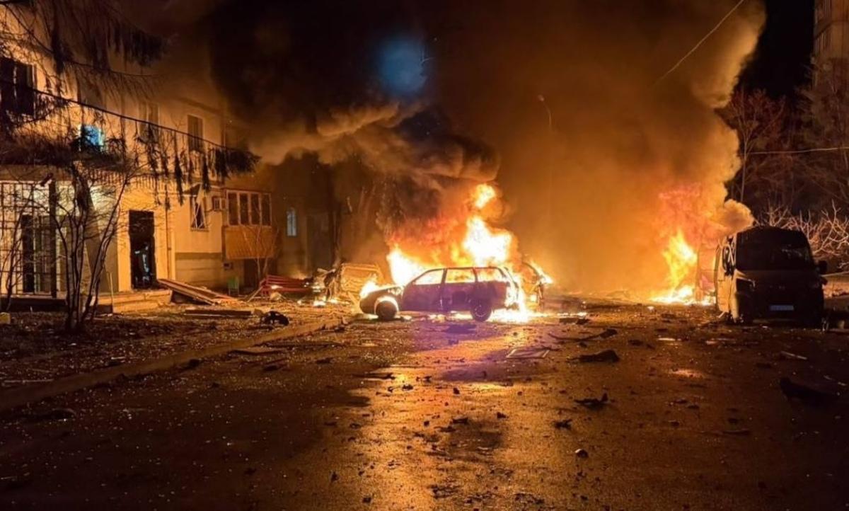 Attacco a Kharkiv: 36 feriti e danni a edifici dopo l'uso di droni Gera‑2