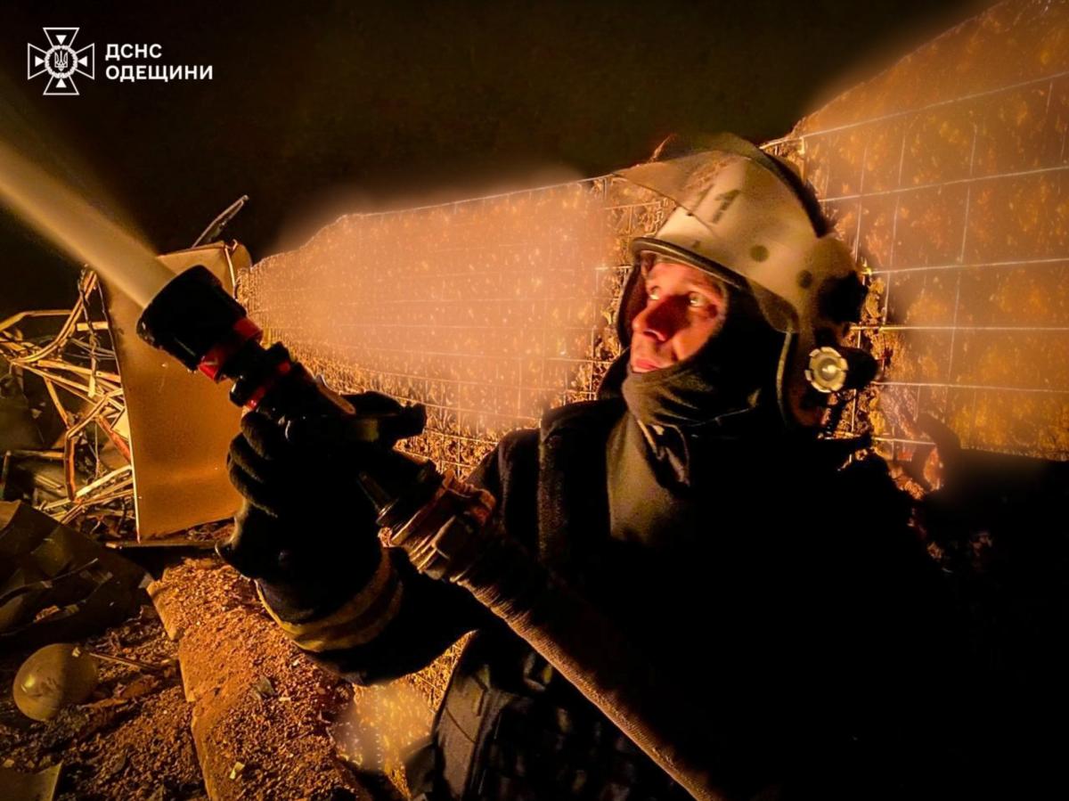 Ліквідація наслідків атаки / ДСНС Одещини Ліквідація наслідків атаки / ДСНС Одещини