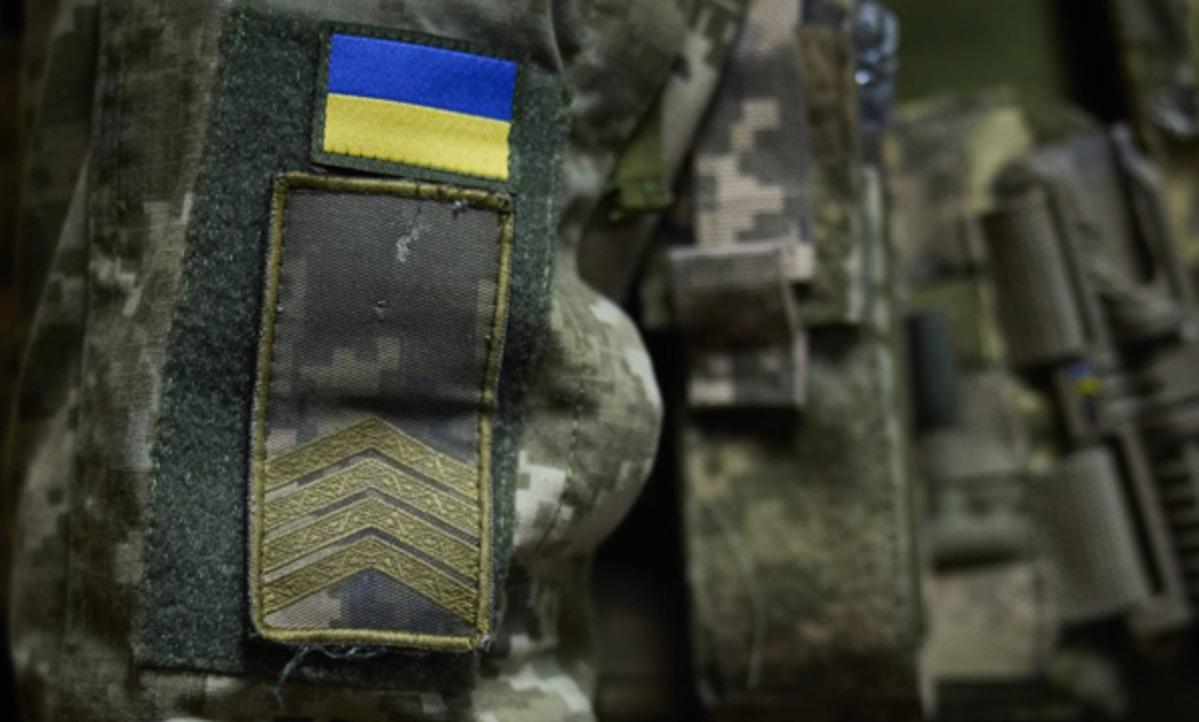 Российские оккупанты потеряли танк, МТ-ЛБ и шесть вездеходов / Фото: t.me/V_Zelenskiy_official