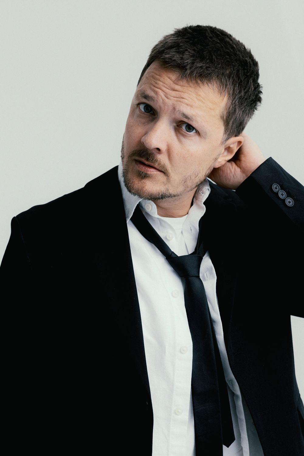 Рок-музыкант, ведущая новостей и экс-Холостяк: раскрыты имена новых участников благотворительных 'Танцев со звездами'