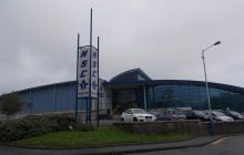 Недалеко от Великобритании есть живописный остров, на дорогах которого нет ограничений скорости