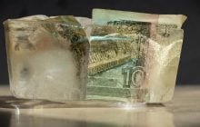 Кредит МВФ для Украины под вопросом: Bloomberg назвал "виновных" в задержках