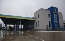 Роботу одного із пунктів пропуску на кордоні з Румунією відновили: названо причину збою