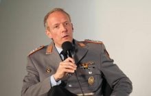 Щоб покінчити з НАТО, Росії вистачить двох бригад, - полковник Бундесверу