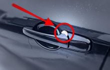 Популярна схема викрадення: навіщо злочинці залишають монету в ручці автомобіля