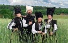 Песня группы "ДахаБраха" стала саундтреком популярного сериала (видео)