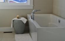 Коли треба прати коврик у ванній: перевірте, чи достатньо часто ви це робите