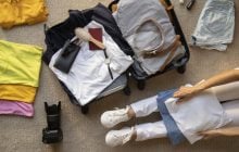 Цей трюк допоможе вмістити у валізу вдвічі більше речей: геніальний лайфхак