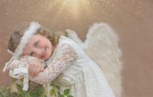 Сьогодні вітаємо Тетян з Днем ангела: найкрасивіші листівки та побажання