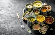 Что есть, чтобы снизить холестерин: диетологи назвали 7 консервов, полезных для сердца и сосудов