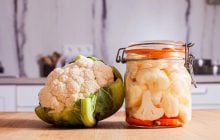 Сочная хрустящая маринованная капуста: 3 самых удачных рецепта шикарной закуски