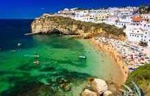 Жительница самого популярного региона Португалии рассказала, чем он поражает туристов зимой