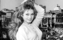 Звезду французского кино снова госпитализировали: что известно о состоянии актрисы