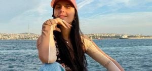 Джамала показала редкие фото с родителями, сестрой и племянницами