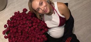 Співачка Роксолана розчулила фанів новим фото з новонародженою донечкою