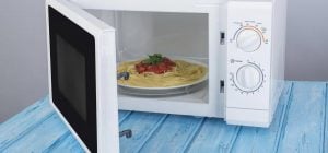 Как определить, пригодна ли стеклянная посуда для использования в микроволновке