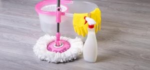 Аромат в квартирі: експерти назвали 7 засобів, які можна додати до води для миття підлоги