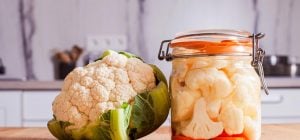 Соковита хрустка маринована капуста: 3 найвдаліші рецепти шикарної закуски