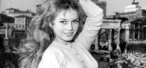 Звезду французского кино снова госпитализировали: что известно о состоянии актрисы