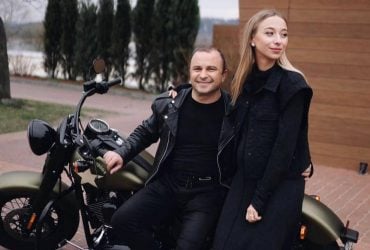 Виктор был рядом: жена Павлика ответила на упреки, что певец якобы бросил больного сына