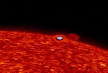 За передбаченням Ейнштейна: NASA виявило перевернуту планету