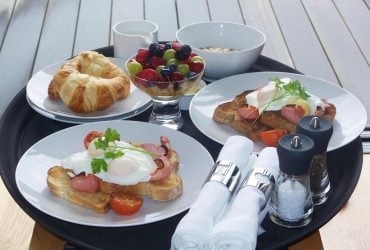 Вуглеводи чи білок на сніданок: експерти поділилися, що більше додає енергії