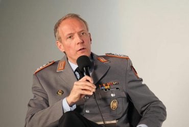 Щоб покінчити з НАТО, Росії вистачить двох бригад, - полковник Бундесверу