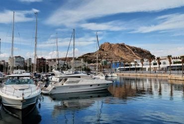 Аліканте: відмінний бюджетний курорт в Іспанії для пізнього сонця