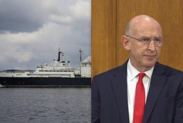 Біля територіальних вод Британії помітили корабель-шпигун РФ: Гілі звернувся до Путіна