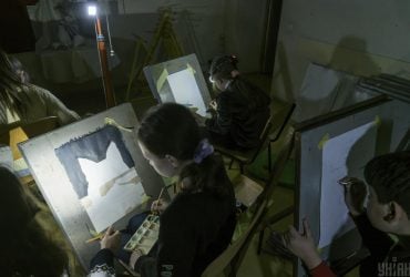 Графики отключений на завтра: сколько часов не будет света 24 ноября