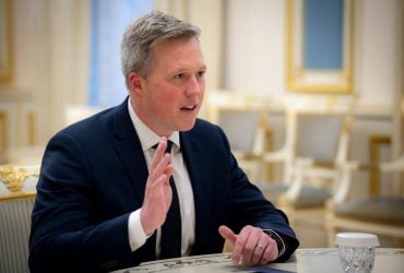 Міністр армії США попередив Україну про неминучу поразку, – NBC News