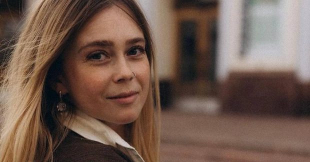 Співачка Лавіка вперше стане мамою