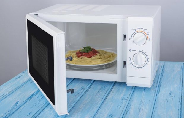 Как определить, пригодна ли стеклянная посуда для использования в микроволновке