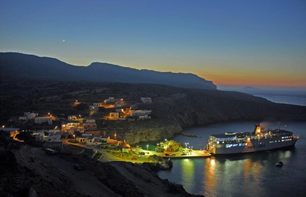 За переезд на прекрасный греческий остров будут платить огромные деньги: какие условия