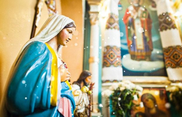 Введення в храм Пресвятої Богородиці 2025: побажання миру і добра та красиві листівки