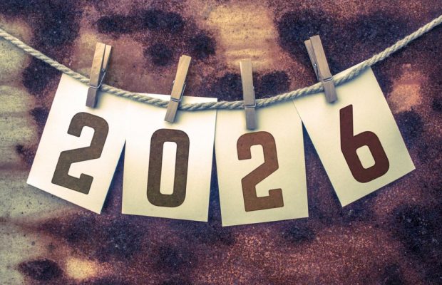 Как красиво поздравить с Новым годом 2026: лучшие открытки и пожелания