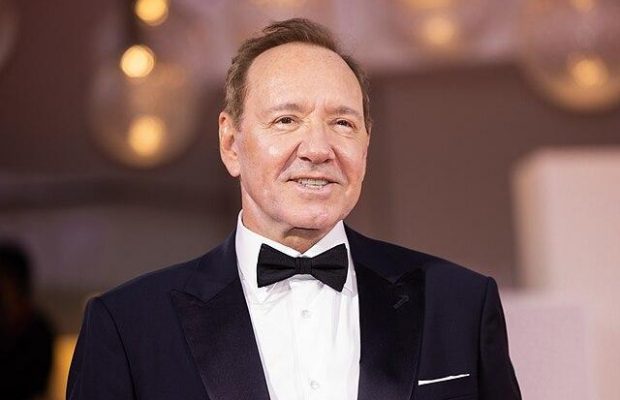 Кевіна Спейсі знову звинувачують у домаганнях: троє чоловіків подали нові позови