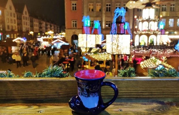 В поисках чуда: куда свозить ребенка из Украины на Рождество в Европе