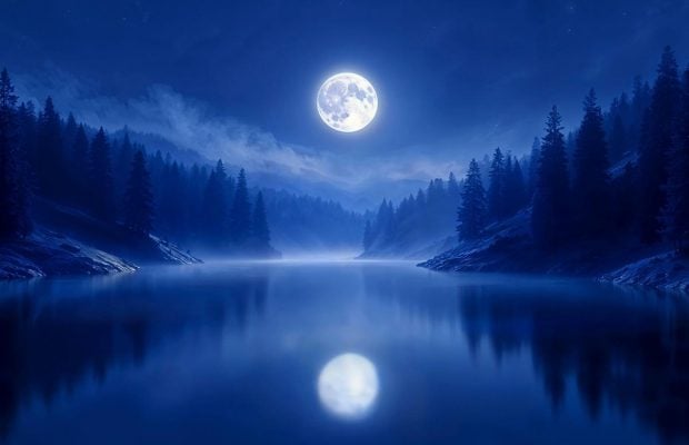 Найвищий Місяць за 17 років: що чекає знаки Зодіаку в суперповню 5 грудня