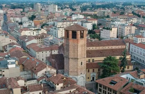 Без натовпів і не за всі гроші світу: 5 напрямків, куди податися в Італії у 2026 році