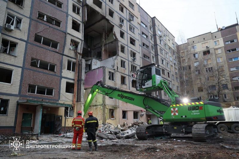 Удар по многоэтажке в Днепре: спасательная операция завершена, известны детали