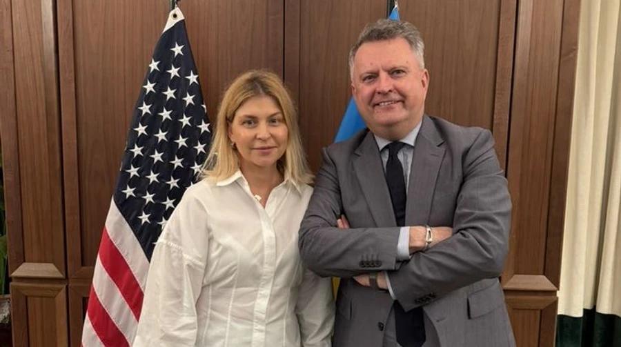 В сети показали 'обеспокоенного' Кислицу на переговорах в США: дипломат ответил (фото) В сети показали 'обеспокоенного' Кислицу на переговорах в США: дипломат ответил (фото)