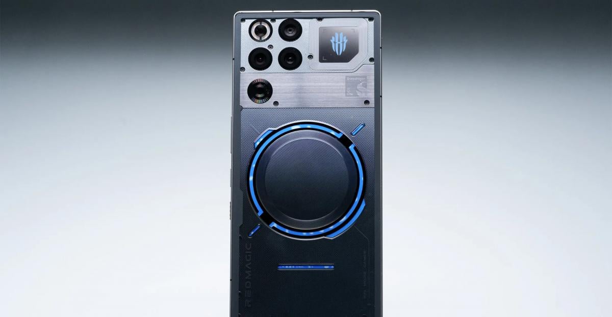 Red Magic 11 Pro+ показал впечатляющие результаты в 4,1 млн баллов AnTuTu / фото Nubia Red Magic 11 Pro+ показал впечатляющие результаты в 4,1 млн баллов AnTuTu / фото Nubia