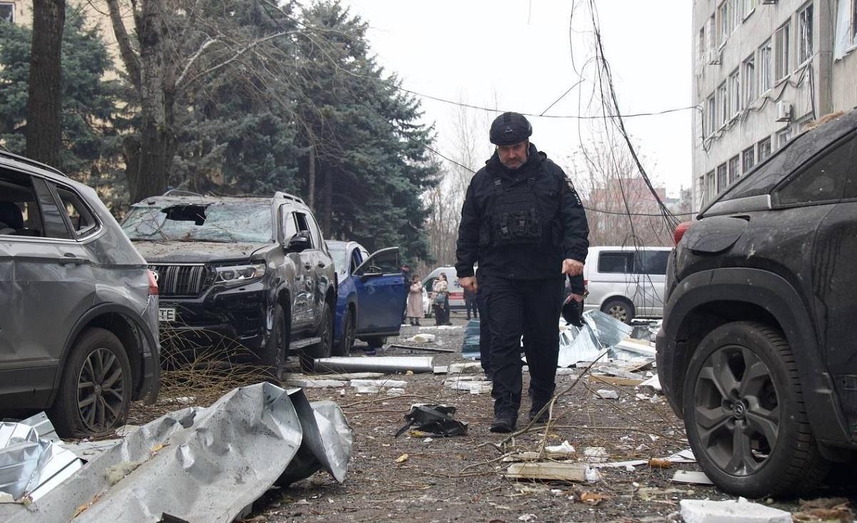 Ракетний удар по Дніпру: четверо людей загинули, 40 постраждали