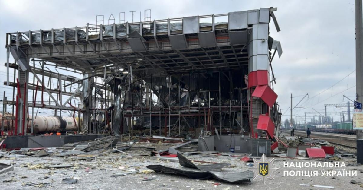 Окупанти розбили залізничний вокзал у Фастові Окупанти розбили залізничний вокзал у Фастові