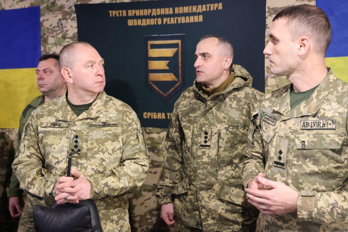 и Сергей Дейнеко совершил поездку в подразделения ГПСУ и Сергей Дейнеко совершил поездку в подразделения ГПСУ