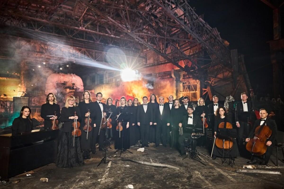 'Щедрик' на зруйнованій ТЕС: ДТЕК закликав міжнародних партнерів допомогти відновити енергетику