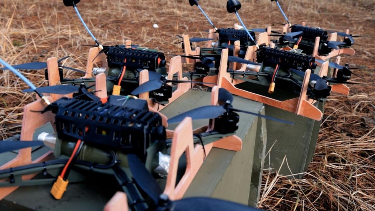 БФ 'Велич Життя' спільно з ТОВ 'Українська бронетехніка' передали військовим сучасні БпЛА та обладнання, – Алла Ландар